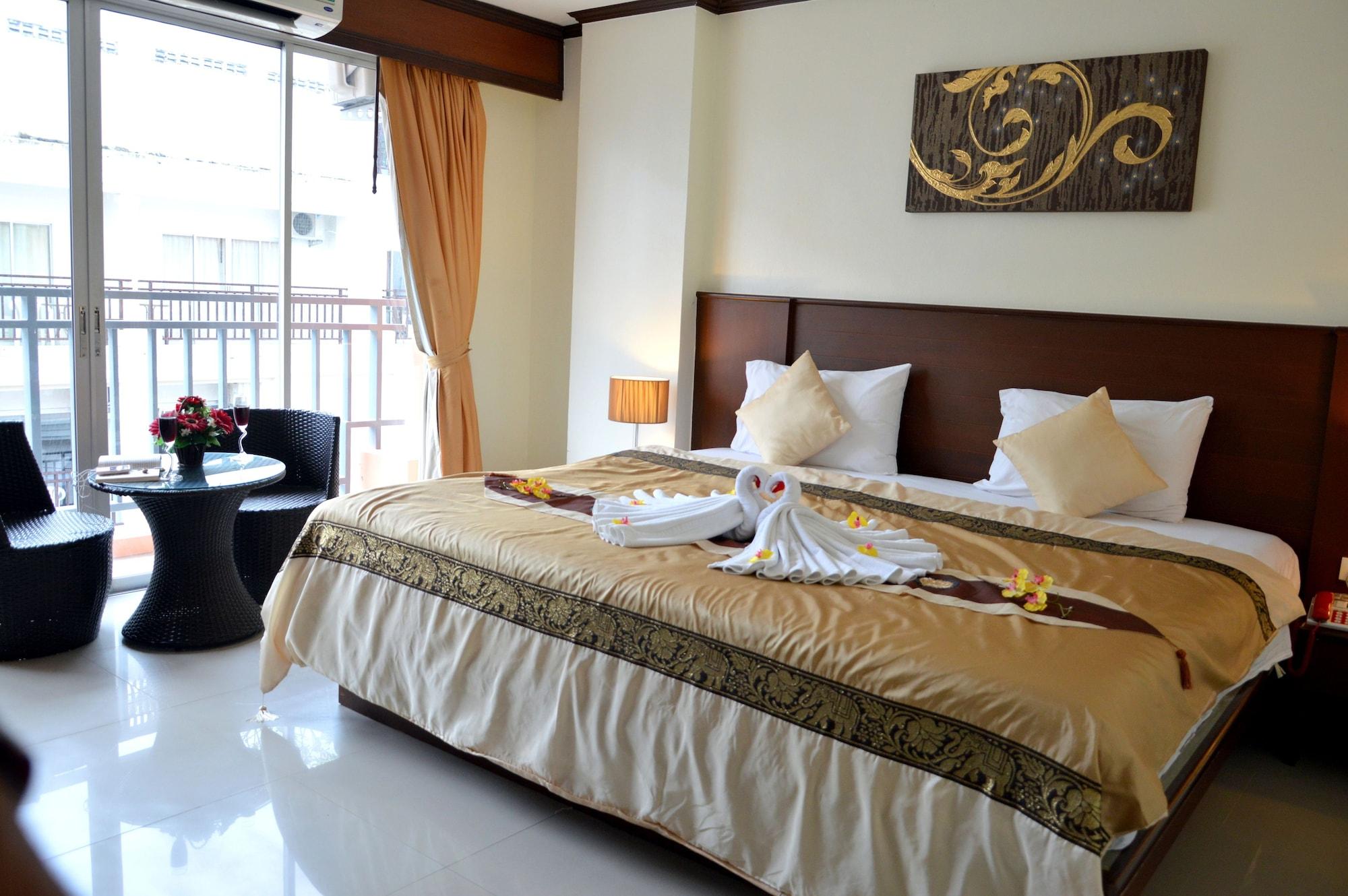 Sharaya Residence Patong Екстер'єр фото