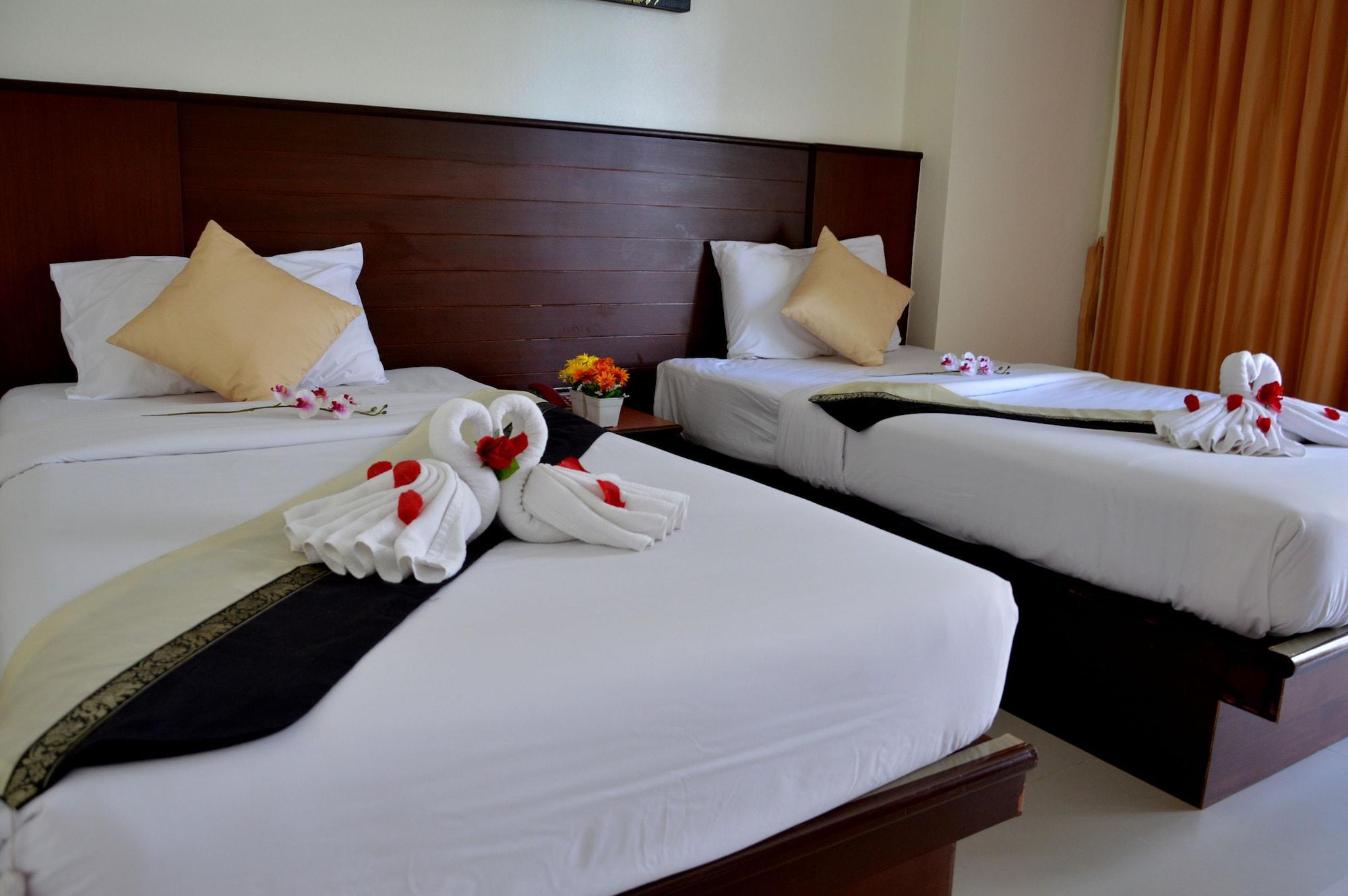 Sharaya Residence Patong Екстер'єр фото