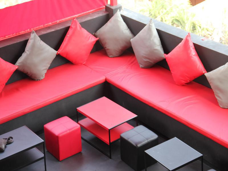 Sharaya Residence Patong Екстер'єр фото