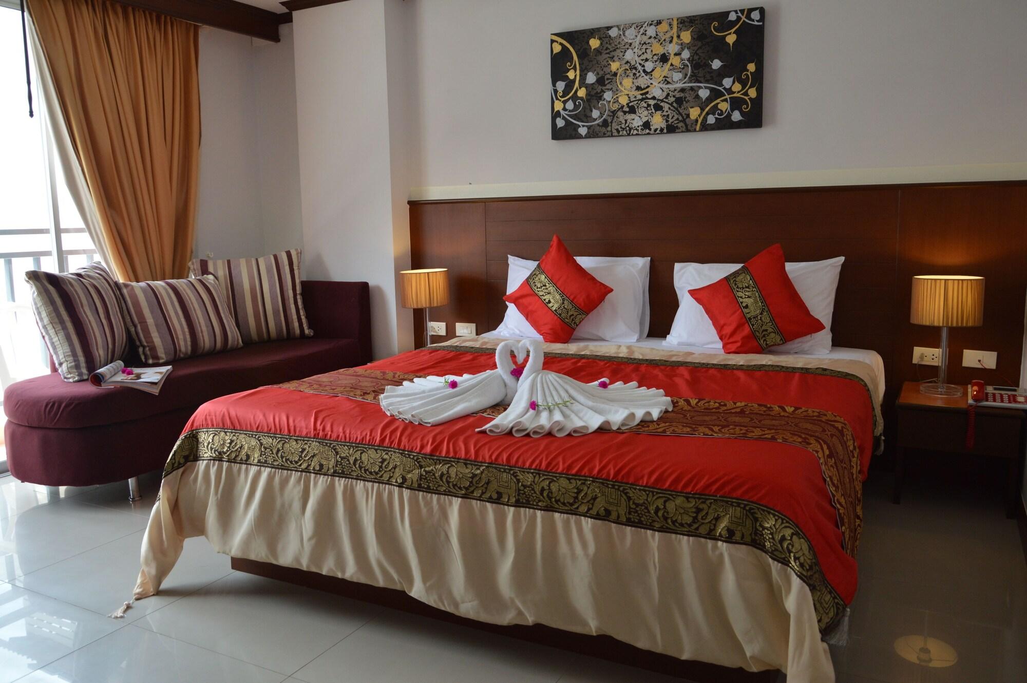 Sharaya Residence Patong Екстер'єр фото