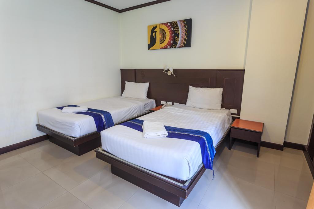 Sharaya Residence Patong Екстер'єр фото
