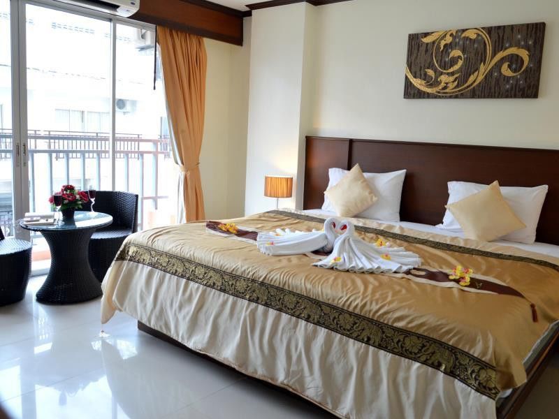Sharaya Residence Patong Екстер'єр фото