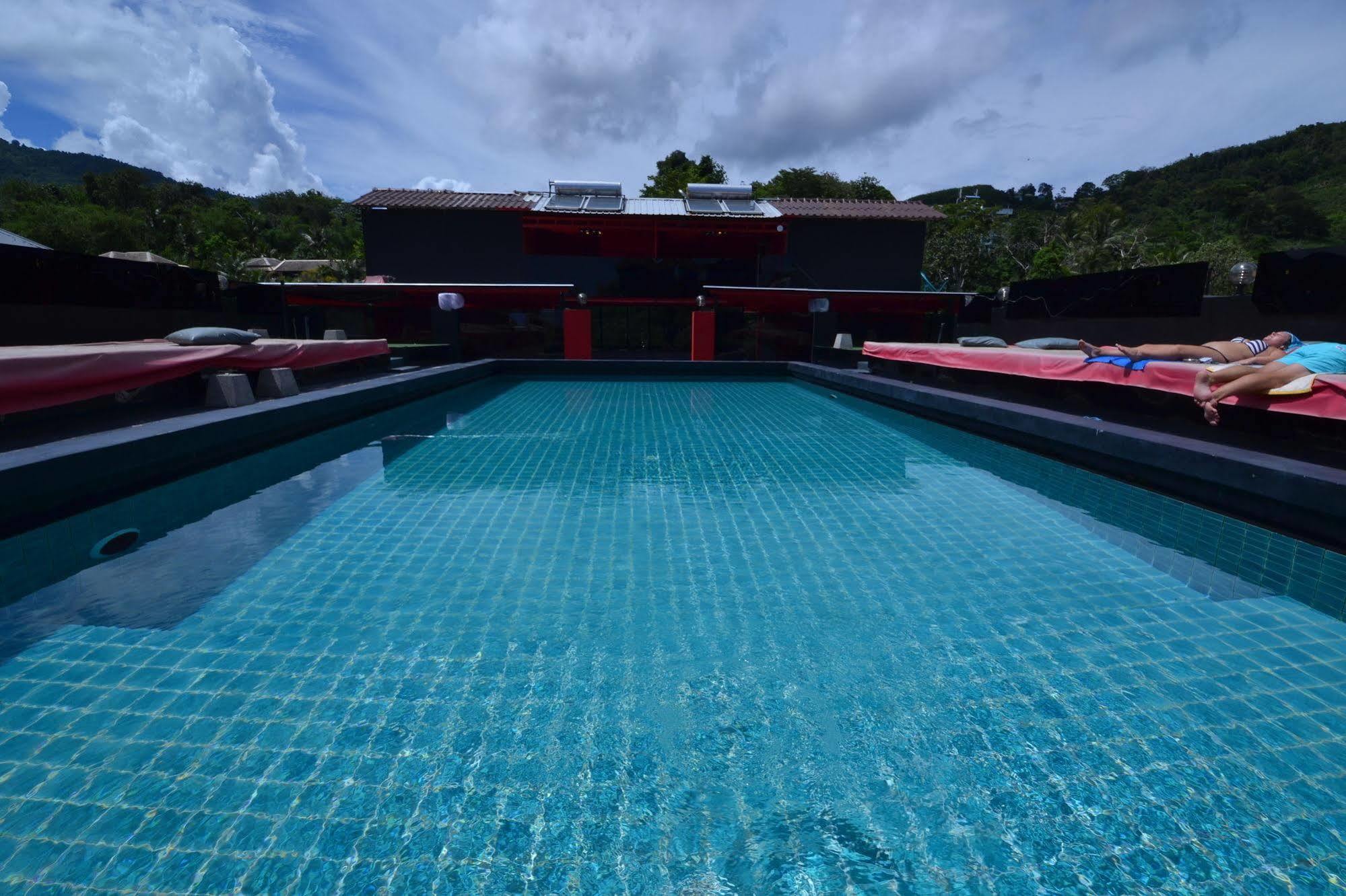Sharaya Residence Patong Екстер'єр фото